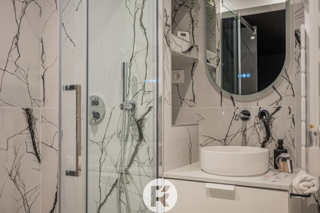 R'Apparts The Love Nest Suite Grenoble Exteriér fotografie